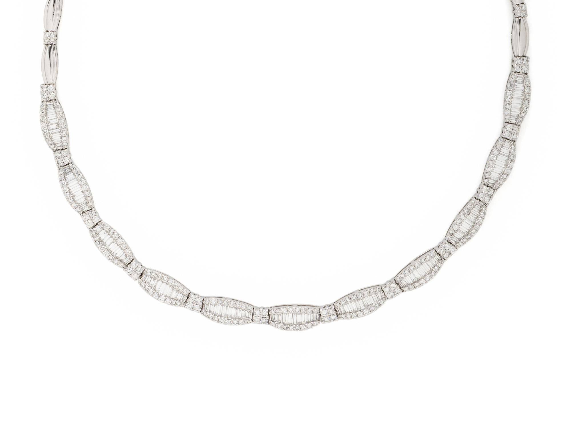 WHITE GOLD AND DIAMOND NECKLACE