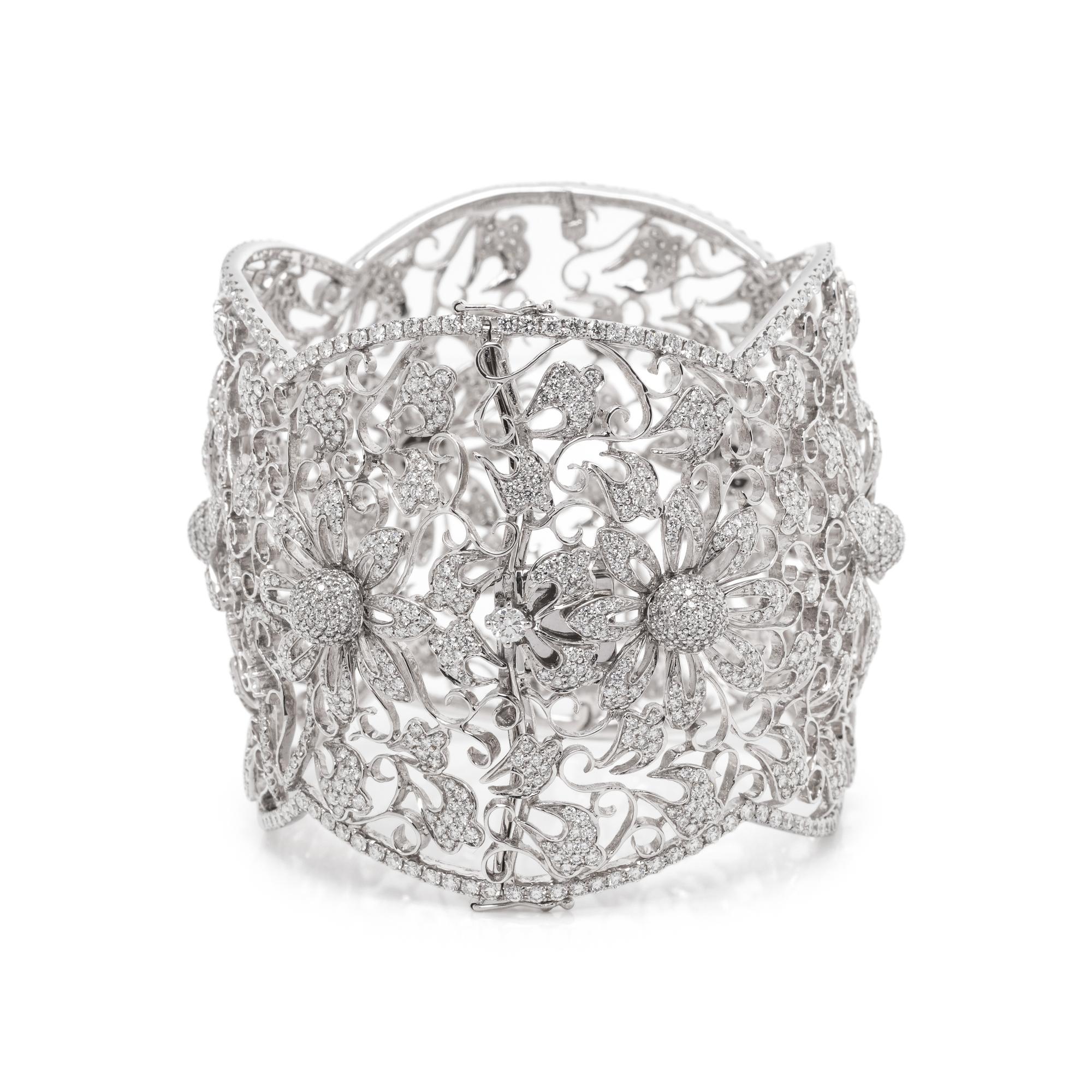 DIAMOND BANGLE BRACELET