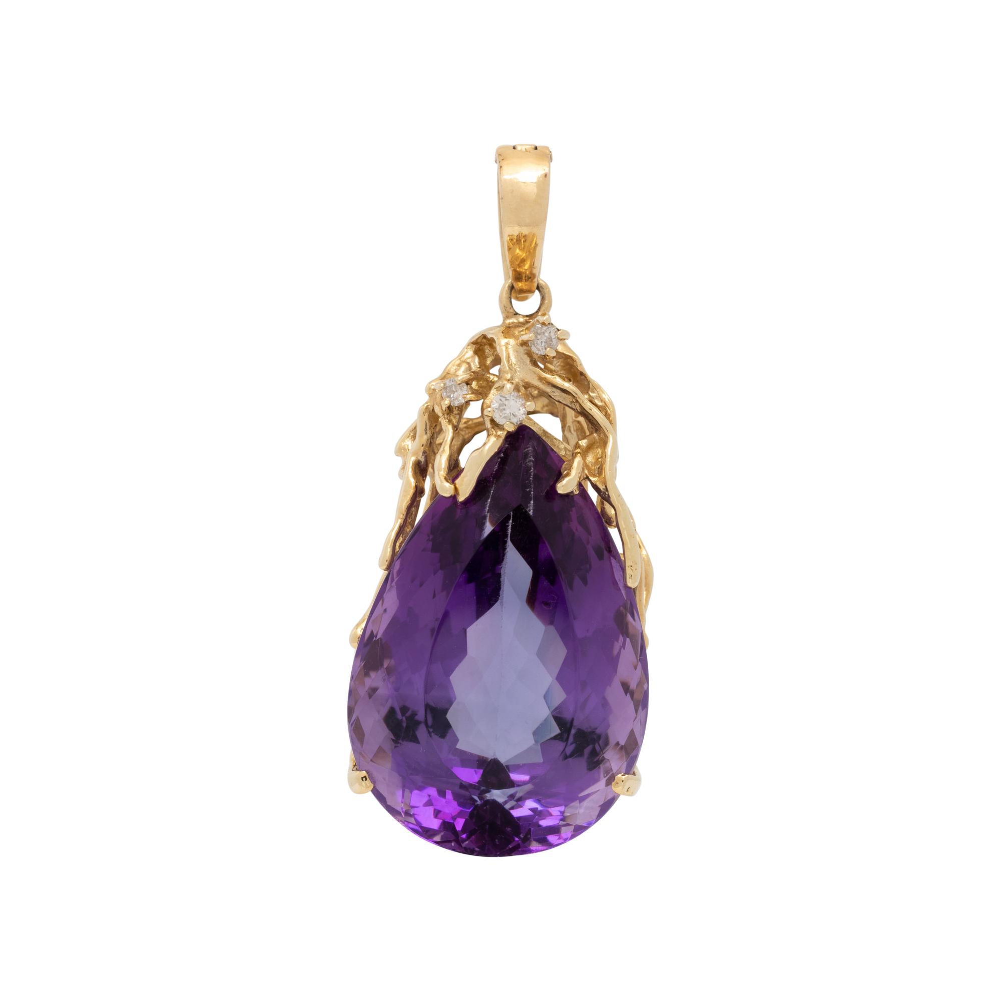 YELLOW GOLD, AMETHYST AND DIAMOND PENDANT