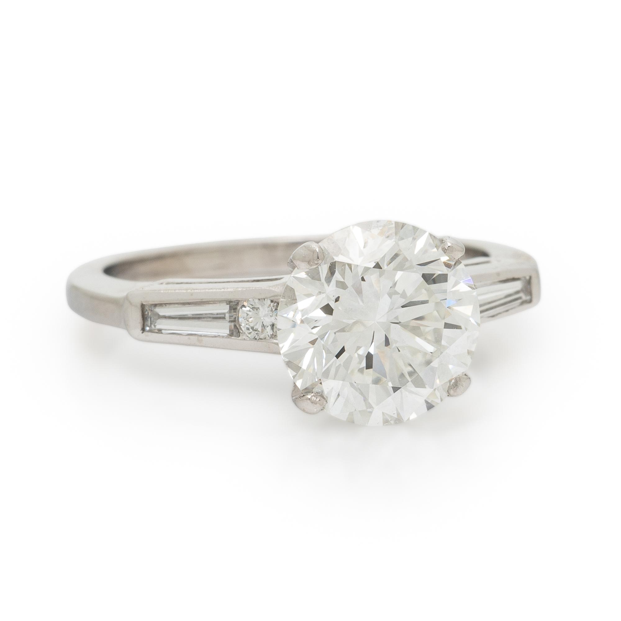 DIAMOND AND PLATINUM RING