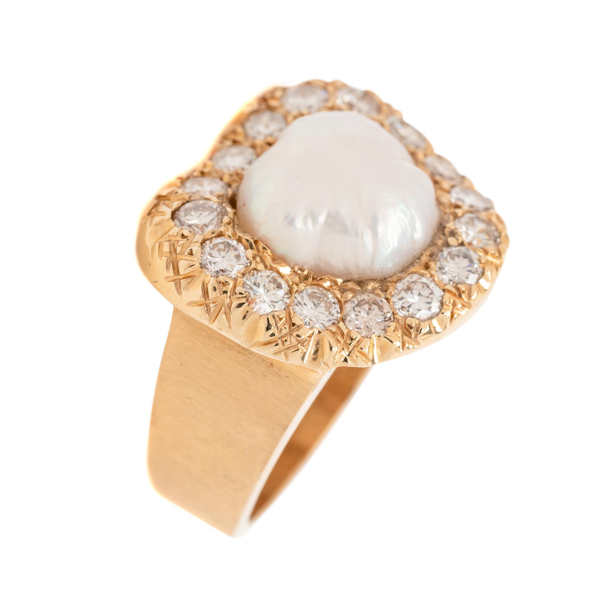 FRESHWATER BAROQUE PEARL AND DIAMOND RING