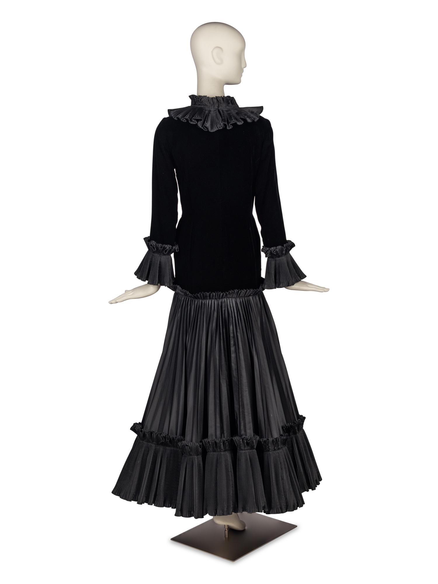 Oscar de la Renta Gown
