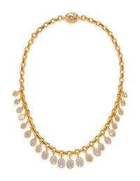 ELIZABETH LOCKE, YELLOW GOLD AND MOONSTONE FRINGE NECKLACE