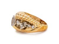 DIAMOND RING