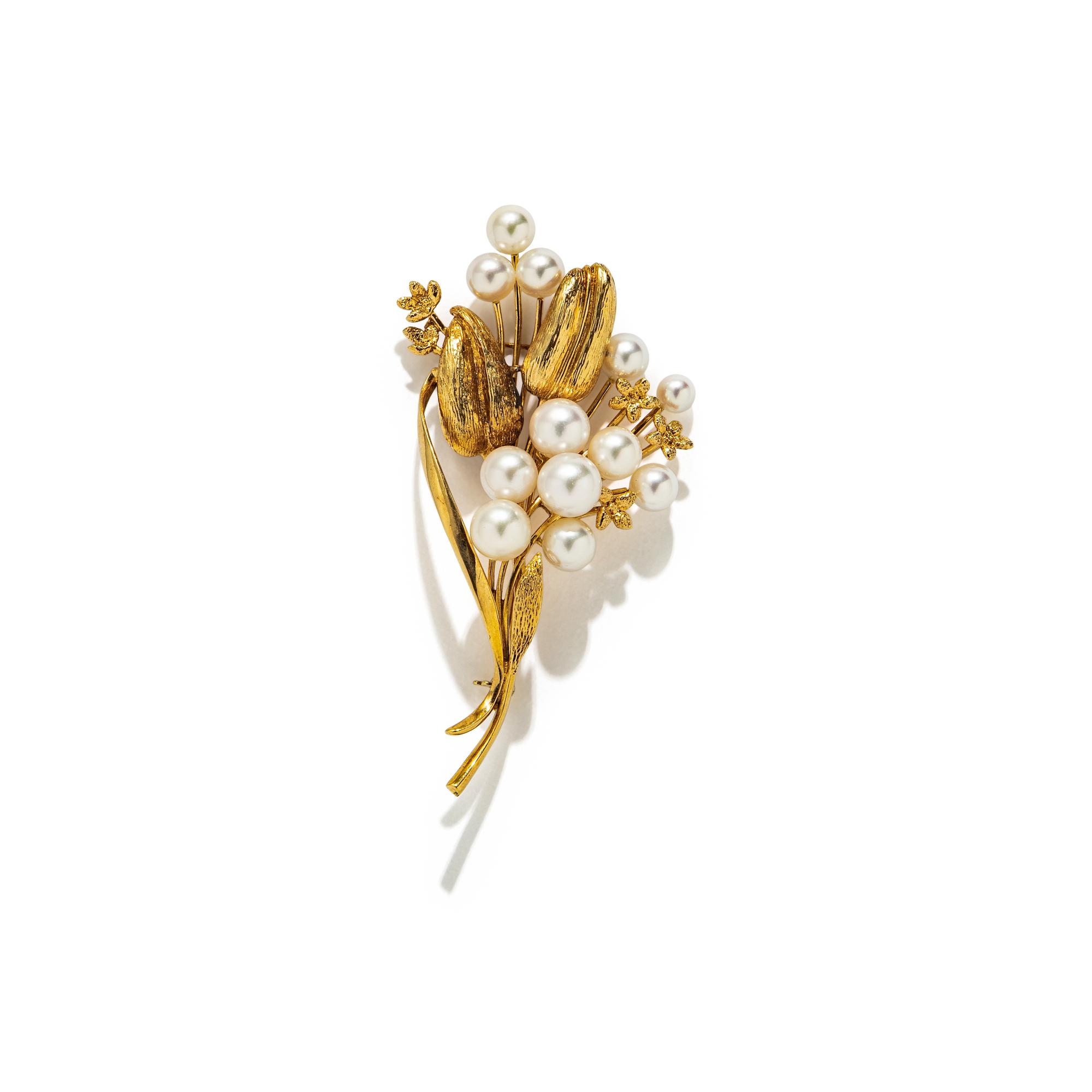 MIKIMOTO, CULTURED PEARL AND YELLOW GOLD FLOWER BROOCH