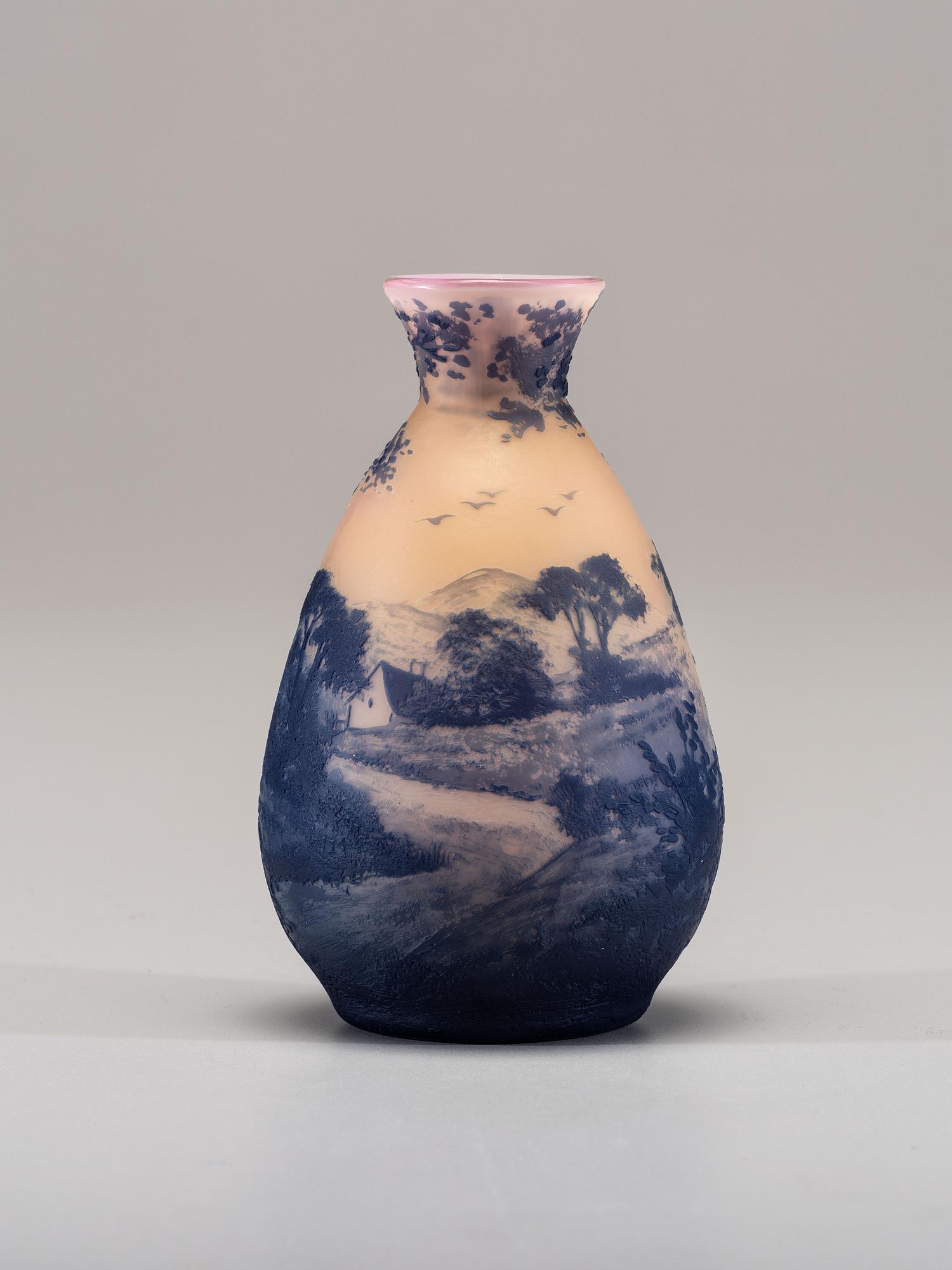 Scenic Vase