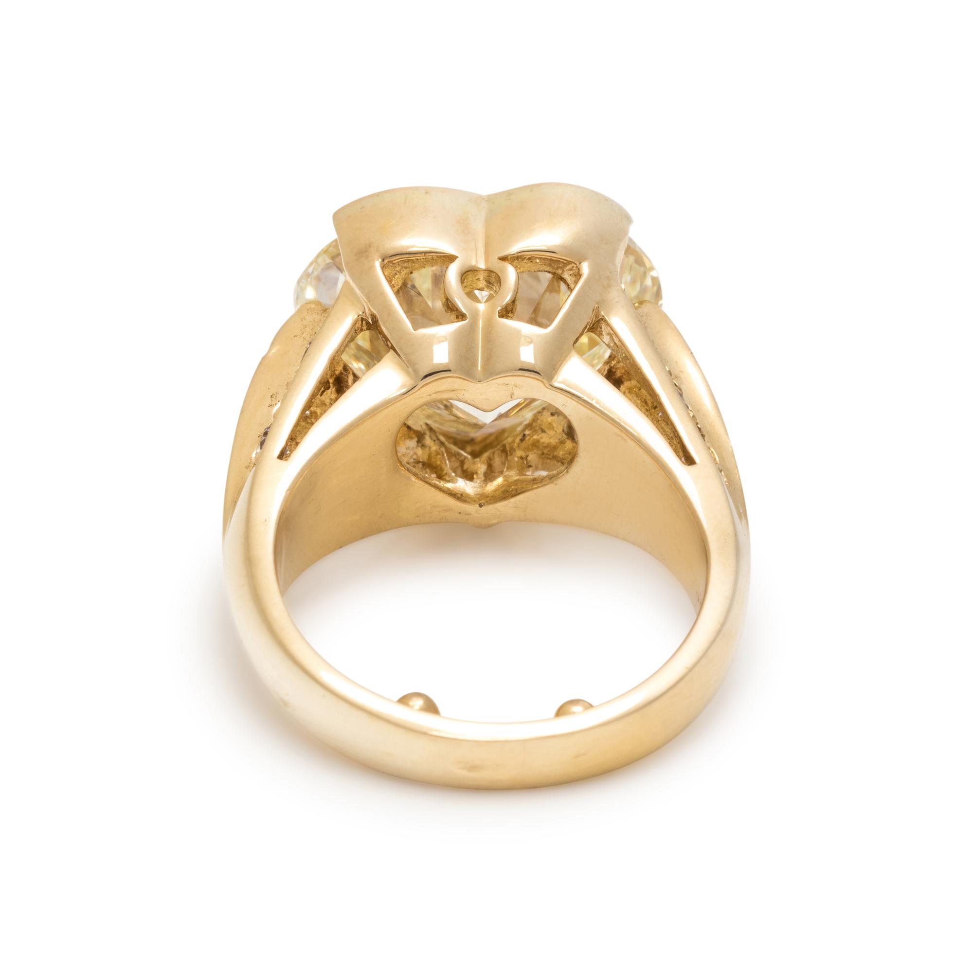 DIAMOND RING