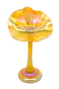 American, 20TH CENTURY, a Jack-in-the-Pulpit vase, with gold iridescence