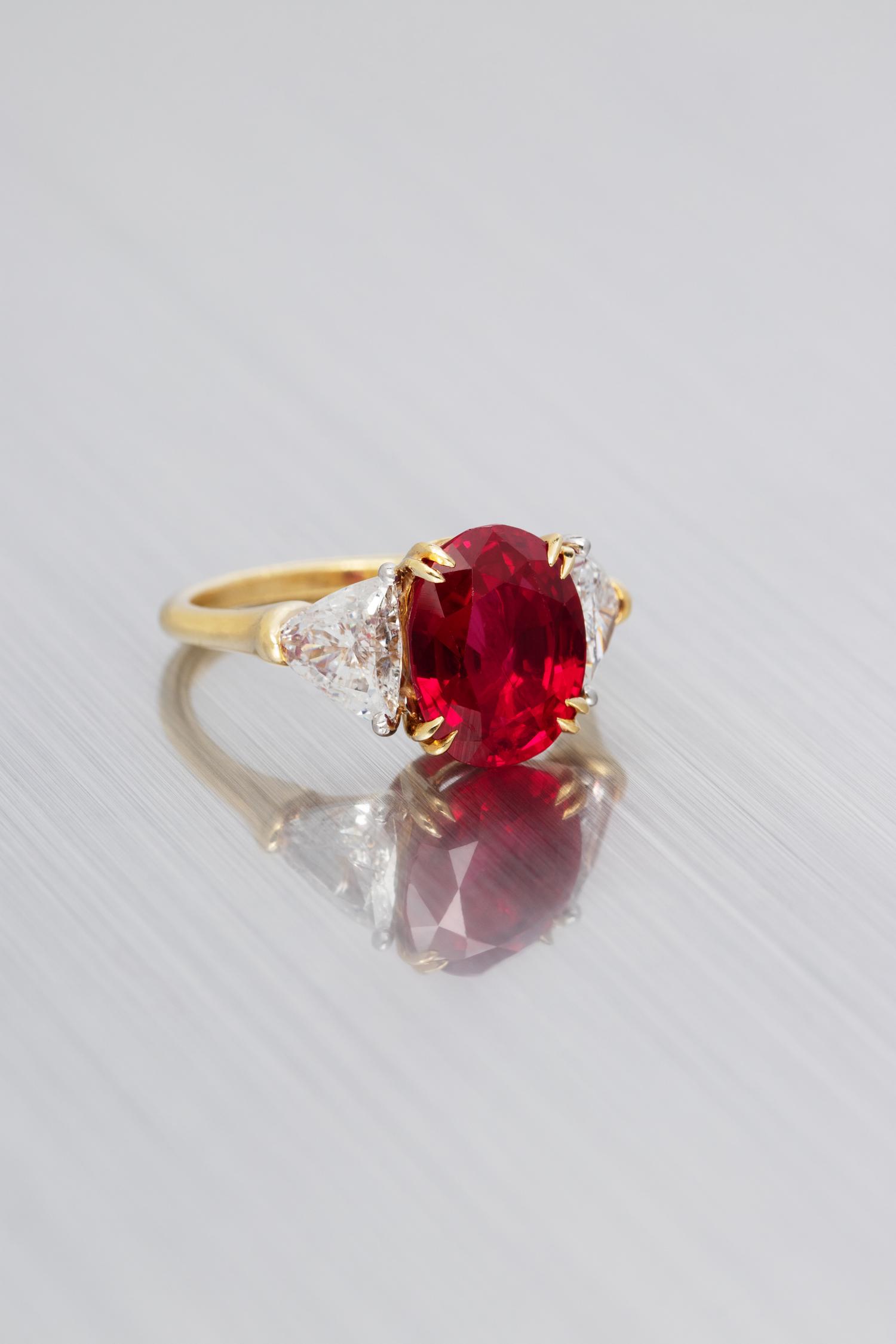 AN IMPORTANT BURMESE RUBY AND DIAMOND RING