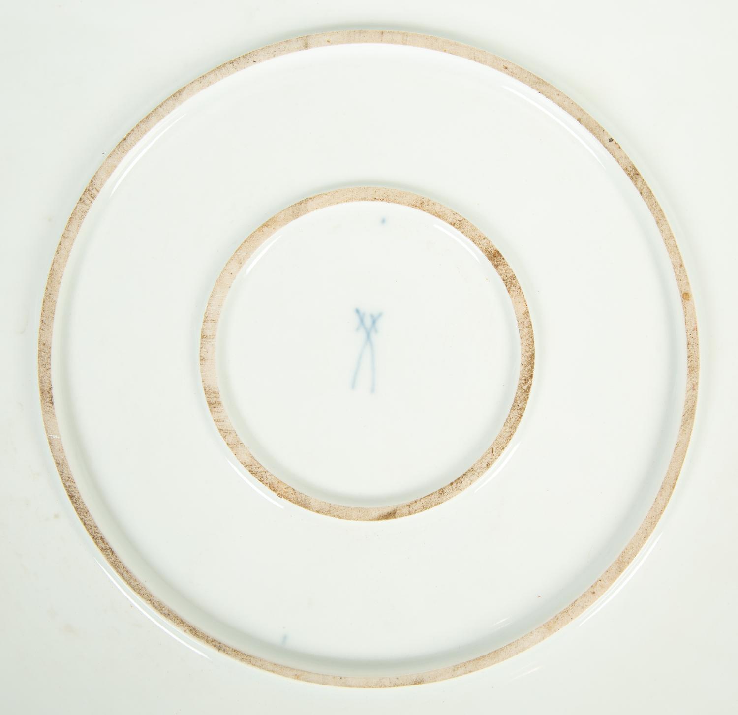 A Near Pair of Meissen Porcelain Trays — 20TH CENTURY