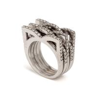 WHITE GOLD AND DIAMOND RING