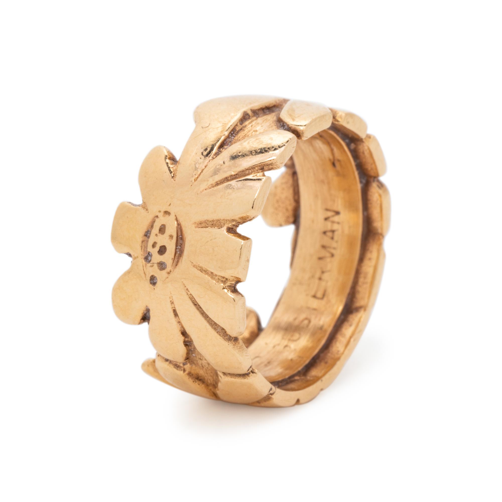 YELLOW GOLD FLOWER MOTIF RING