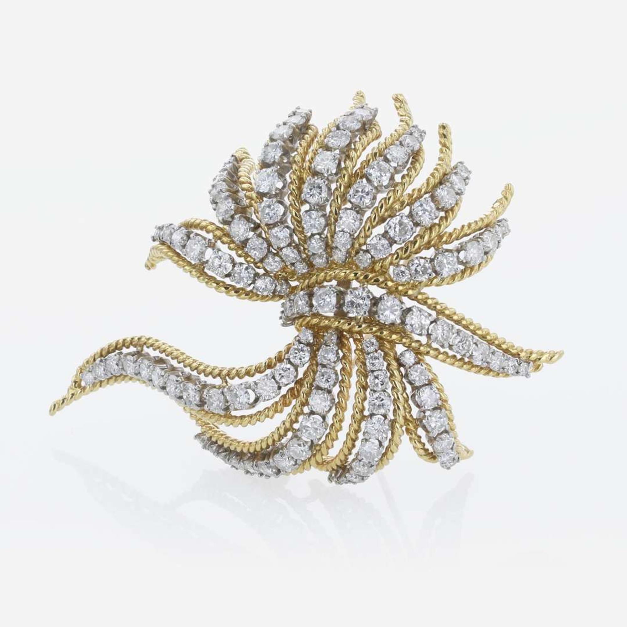 An Elwood Van Clief Two-Tone 18K Gold and Diamond Brooch