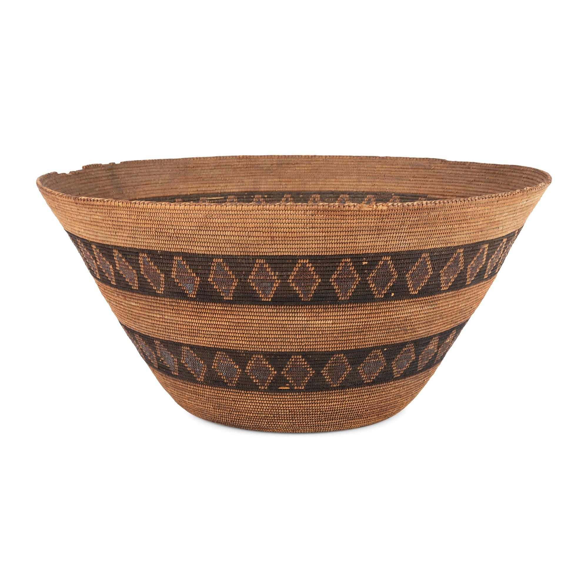 Large Yokut Basket