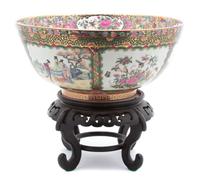 A Chinese Export Rose Medallion Porcelain Punchbowl Diameter 14 inches. — 20TH CENTURY