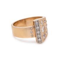 YELLOW GOLD AND DIAMOND RING
