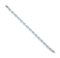 AQUAMARINE AND DIAMOND BRACELET