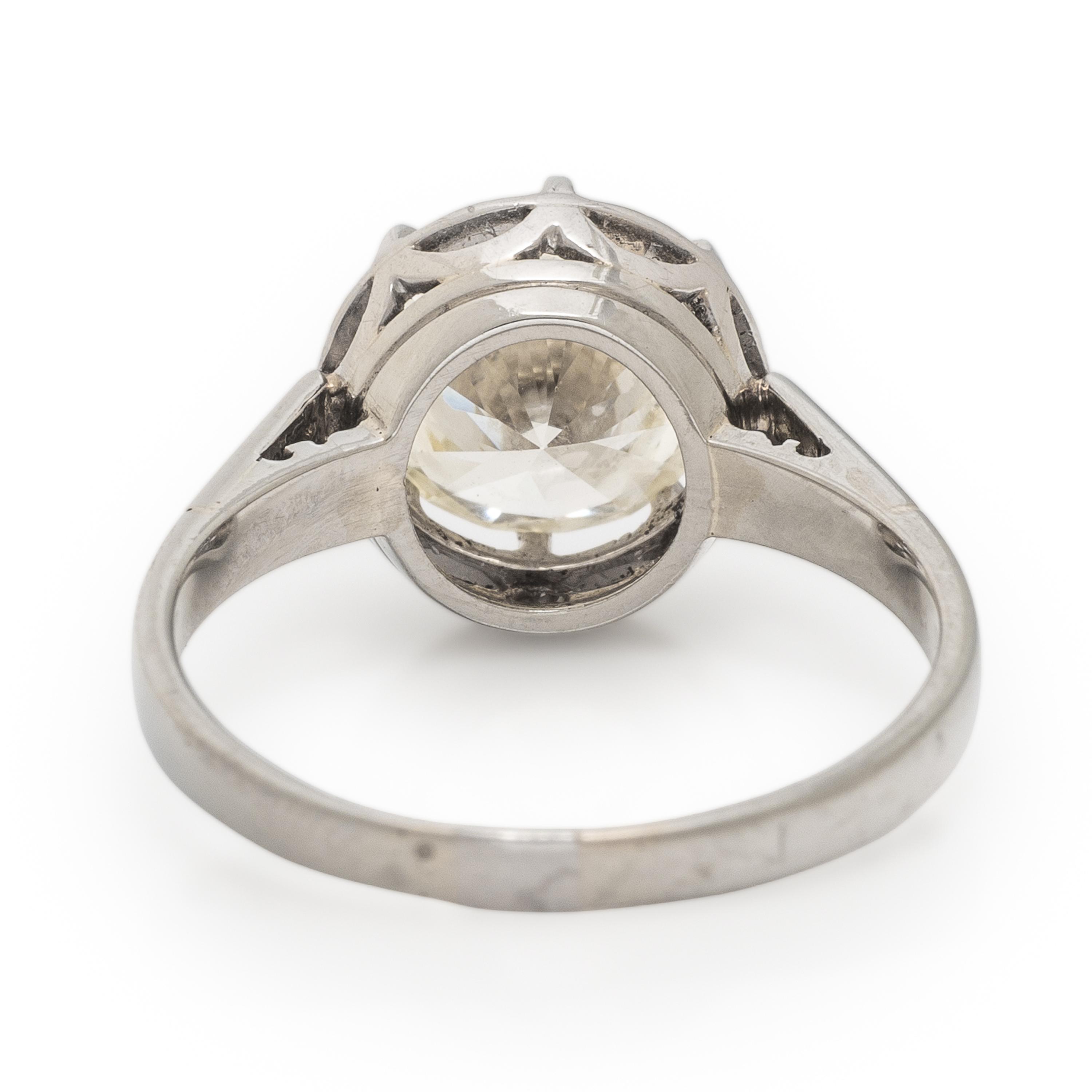 Diamond and White Gold Ring