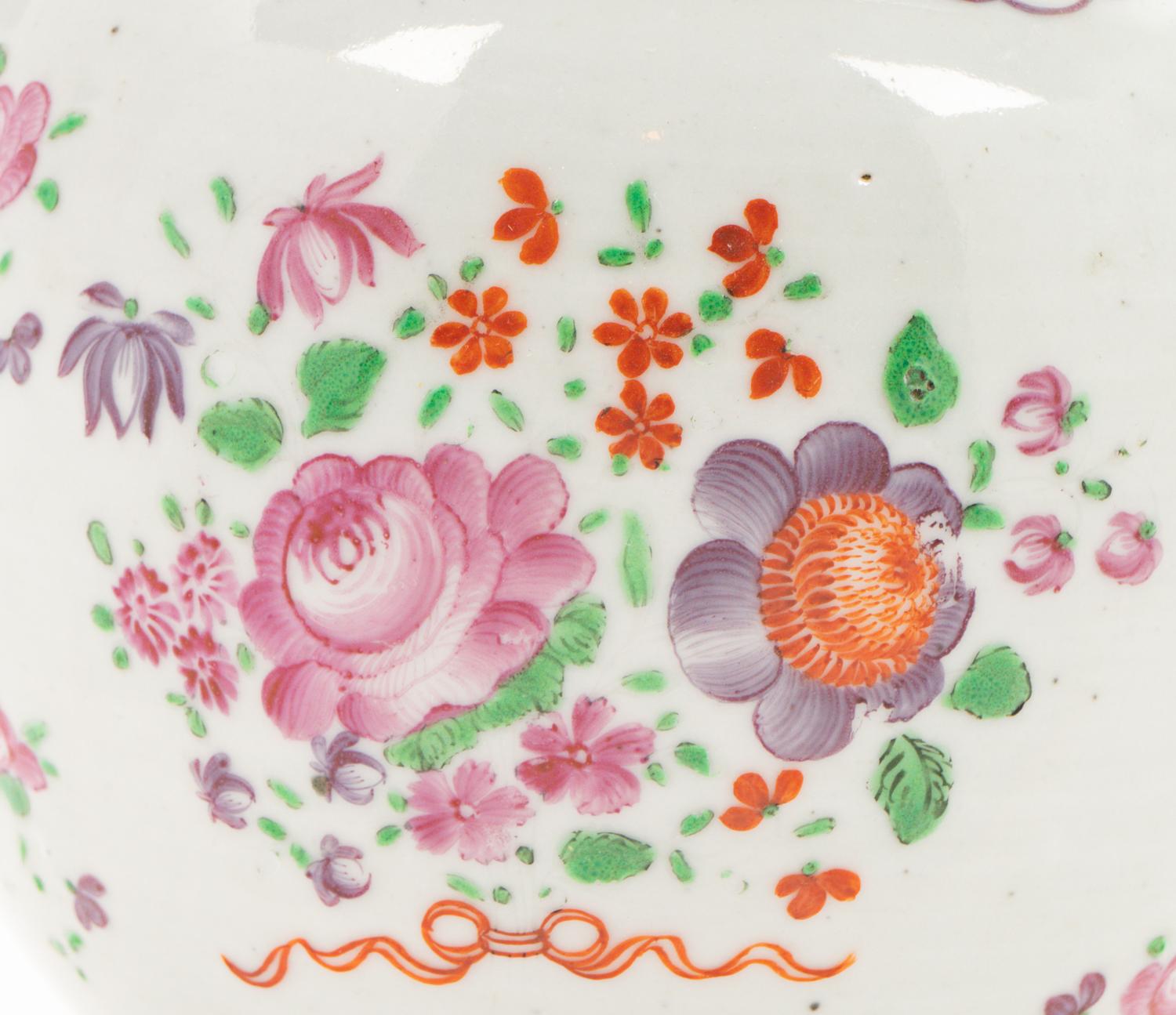A Chinese Export Porcelain Teapot