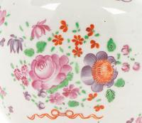 A Chinese Export Porcelain Teapot