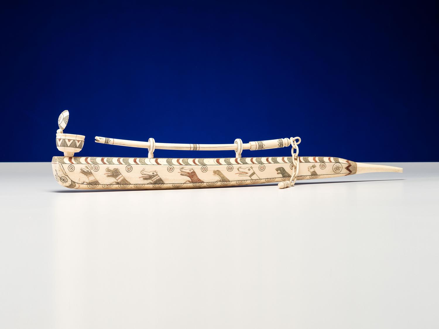 Iñupiat Scrimshawed Pipe, with Tamper
