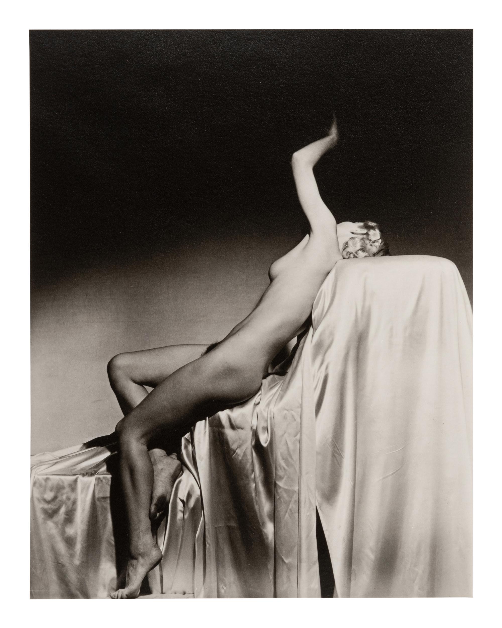 Lisa on Silk, New York, 1940