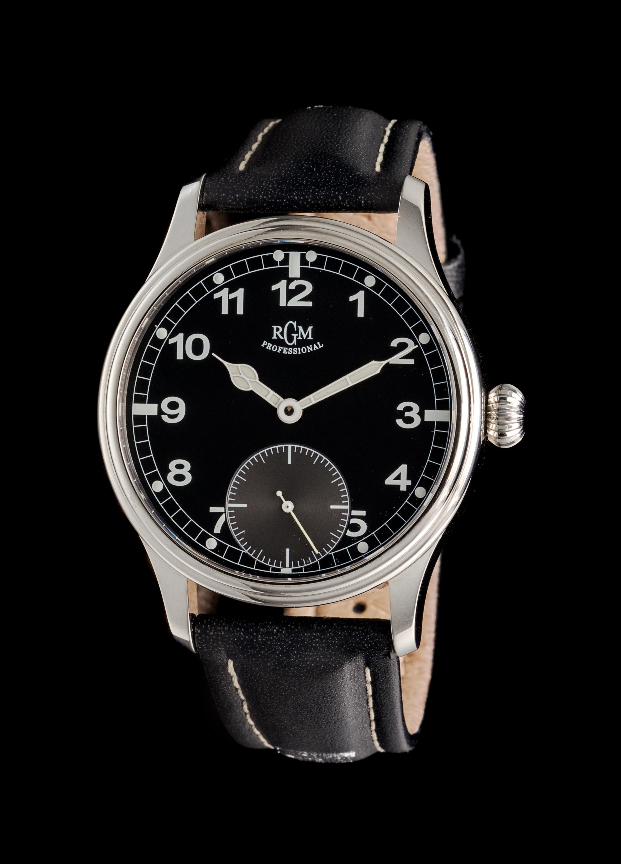 A Stainless Steel Ref. 150 Wristwatch, RGM Professional,