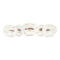 A Richard Ginori Quenelle Porcelain Fish Service