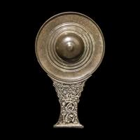 An Indonesia Bronze Mirror, Eastern Java, 10th-11th Century 印尼東爪窪10-11世紀 青銅手把鏡
