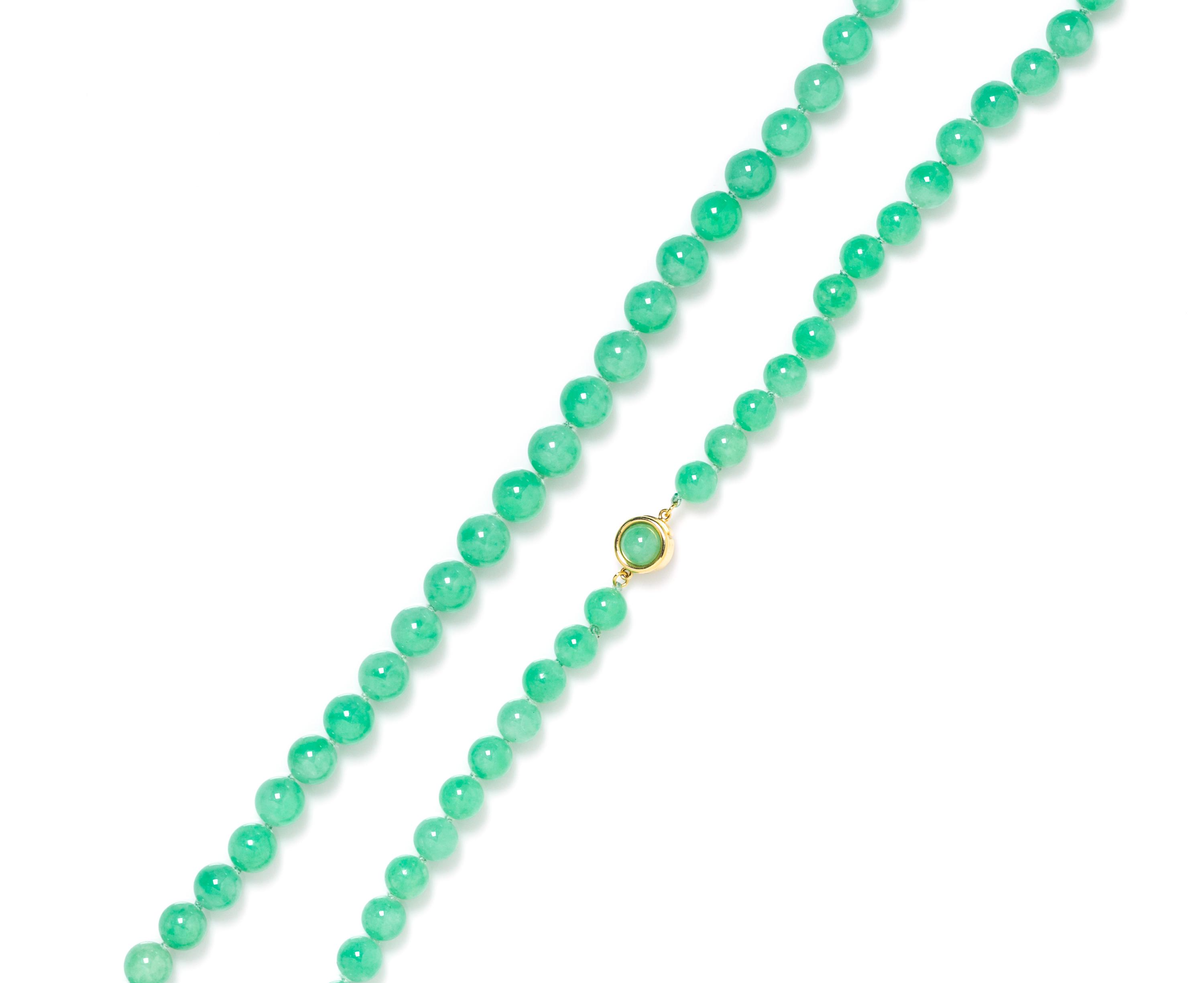 A Graduated Single Strand Jadeite Jade Bead Necklace,