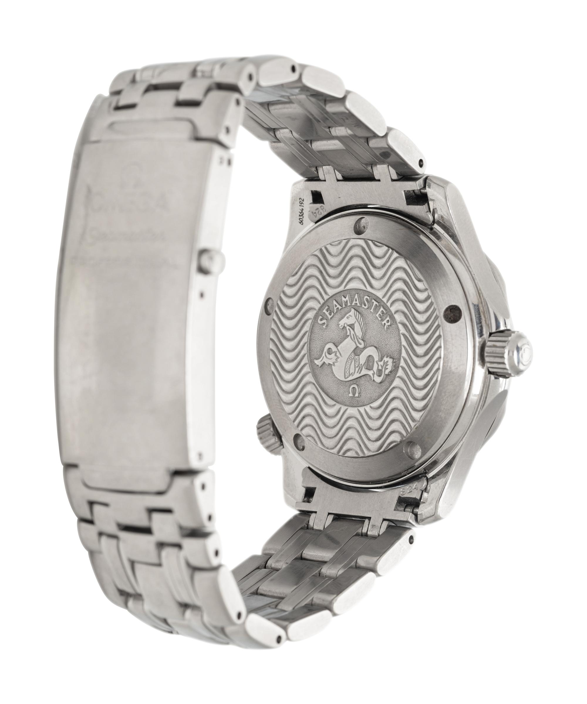 OMEGA, STAINLESS STEEL 'SEAMASTER' WATCH