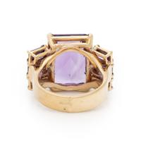 AMETHYST AND YELLOW GOLD RING