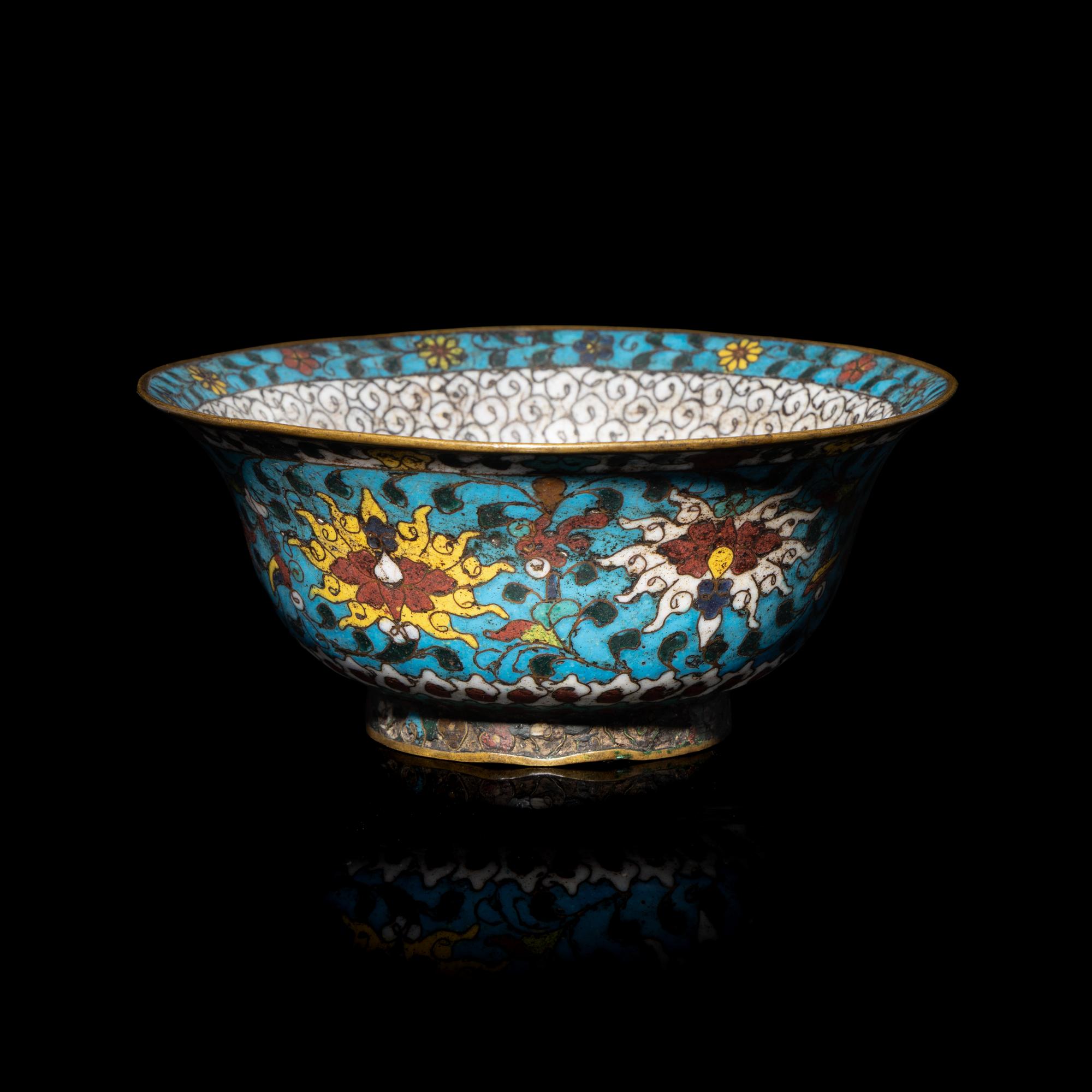 A Chinese Cloisonné Enamel Bowl, Late Ming Dynasty-Early Qing Dynasty 明末清初 掐絲琺琅西番蓮紋碗