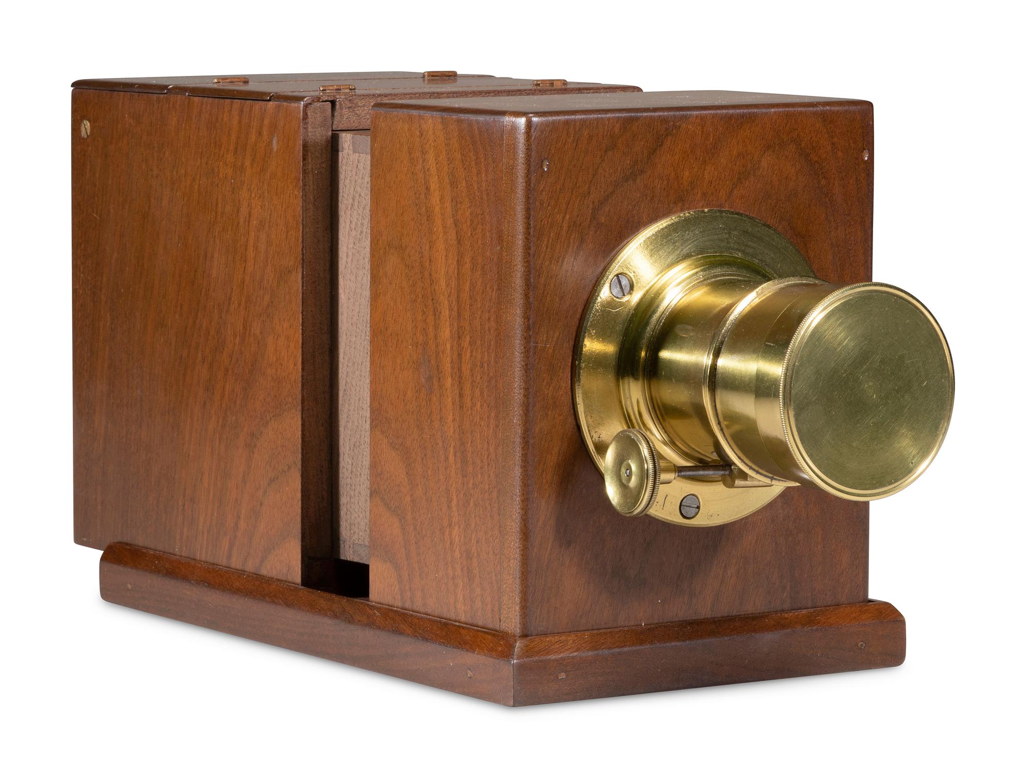 [EARLY PHOTOGRAPHY]. American, Robert's-Style quarter plate daguerreotype camera.