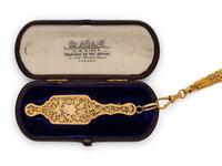 ANTIQUE, YELLOW GOLD LORGNETTE AND LONGCHAIN NECKLACE