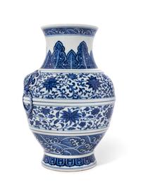 A Fine Blue and White Porcelain Hu Vase Height 9 3/4 inches. — QIANLONG PERIOD (1736-1795)
