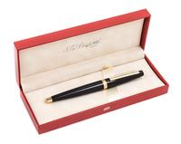 An S.T. Dupont Ellipsis: Composite Noir Fountain Pen