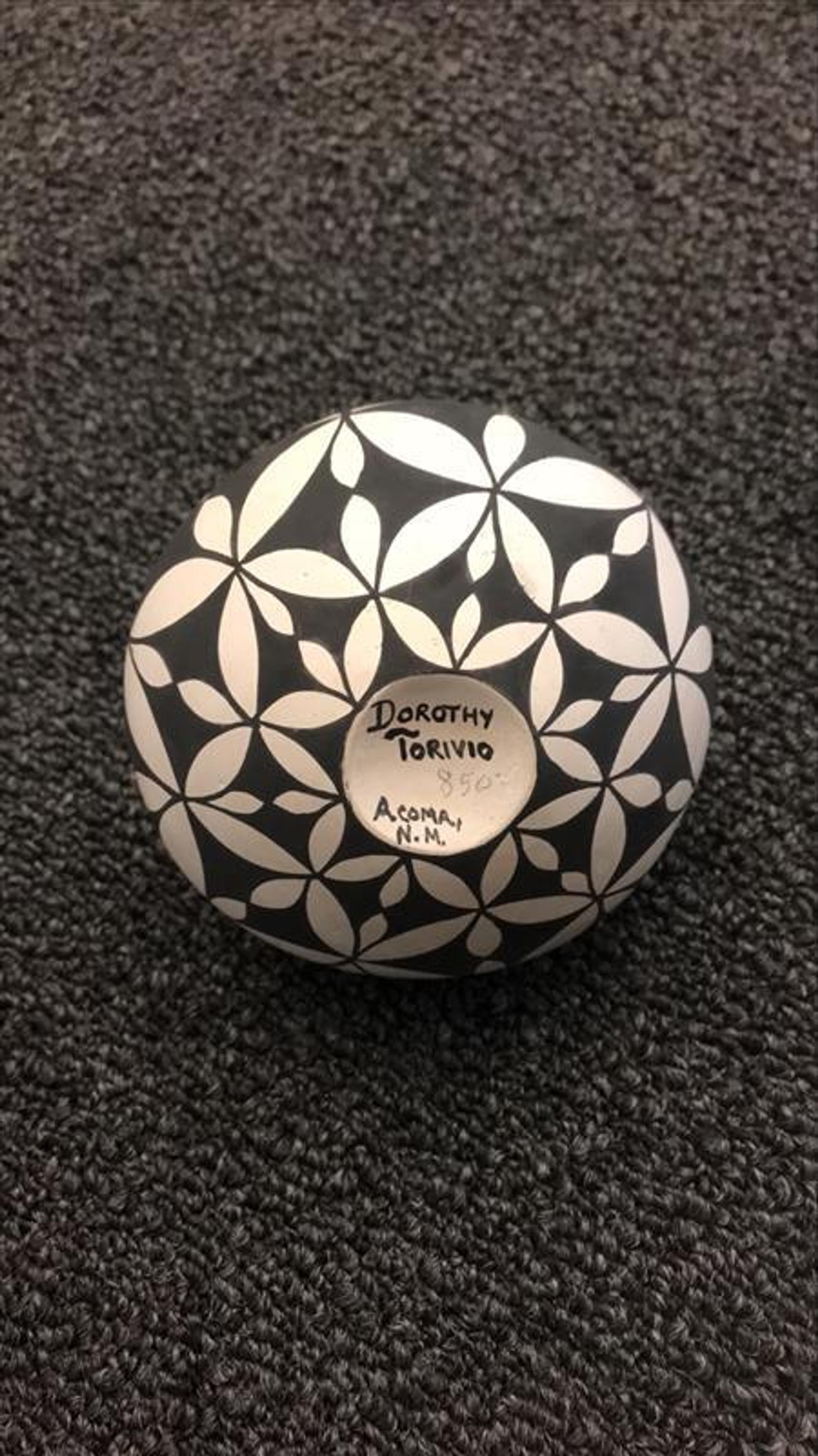 Acoma Fine Line Pottery