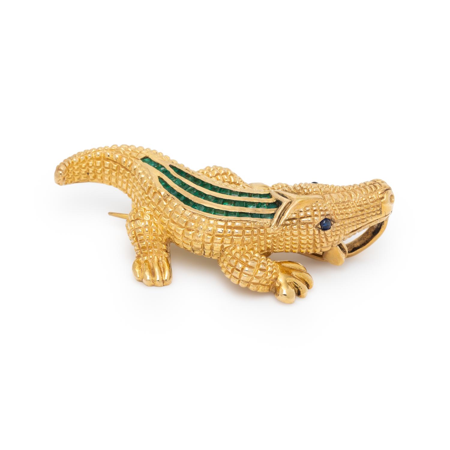 YELLOW GOLD AND EMERALD ALLIGATOR BROOCH
