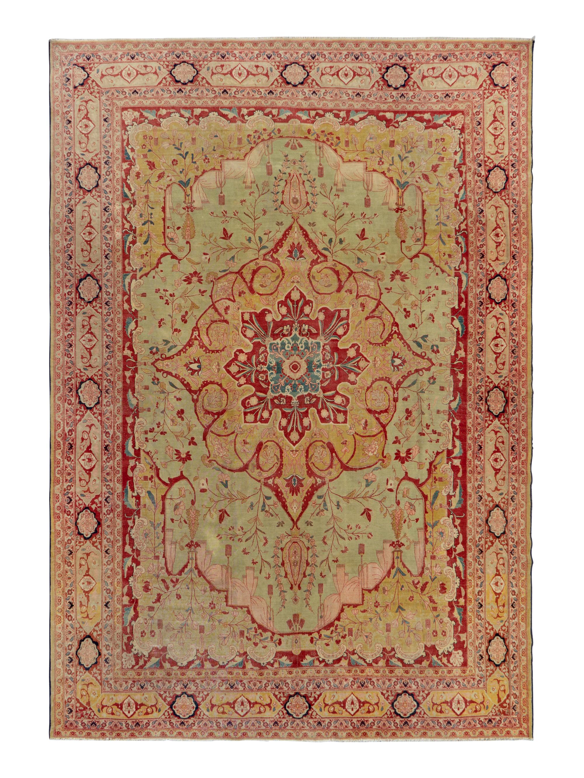 An Oushak Wool Rug — EARLY 20TH CENTURY