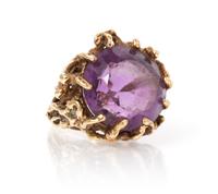 A 14 Karat Yellow Gold and Amethyst Ring, 14.20 dwts.