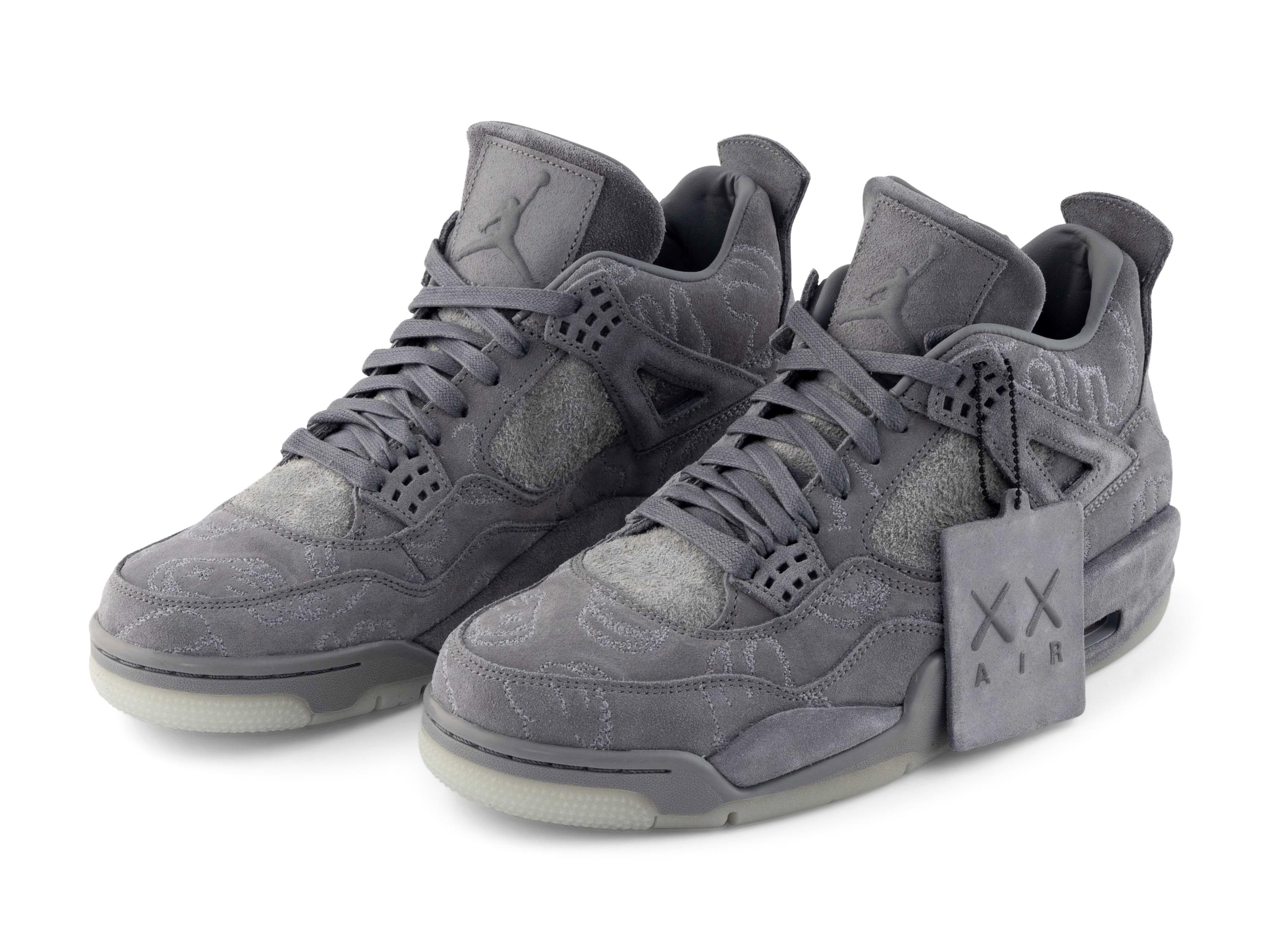 KAWS x Air Jordan 4 Retro