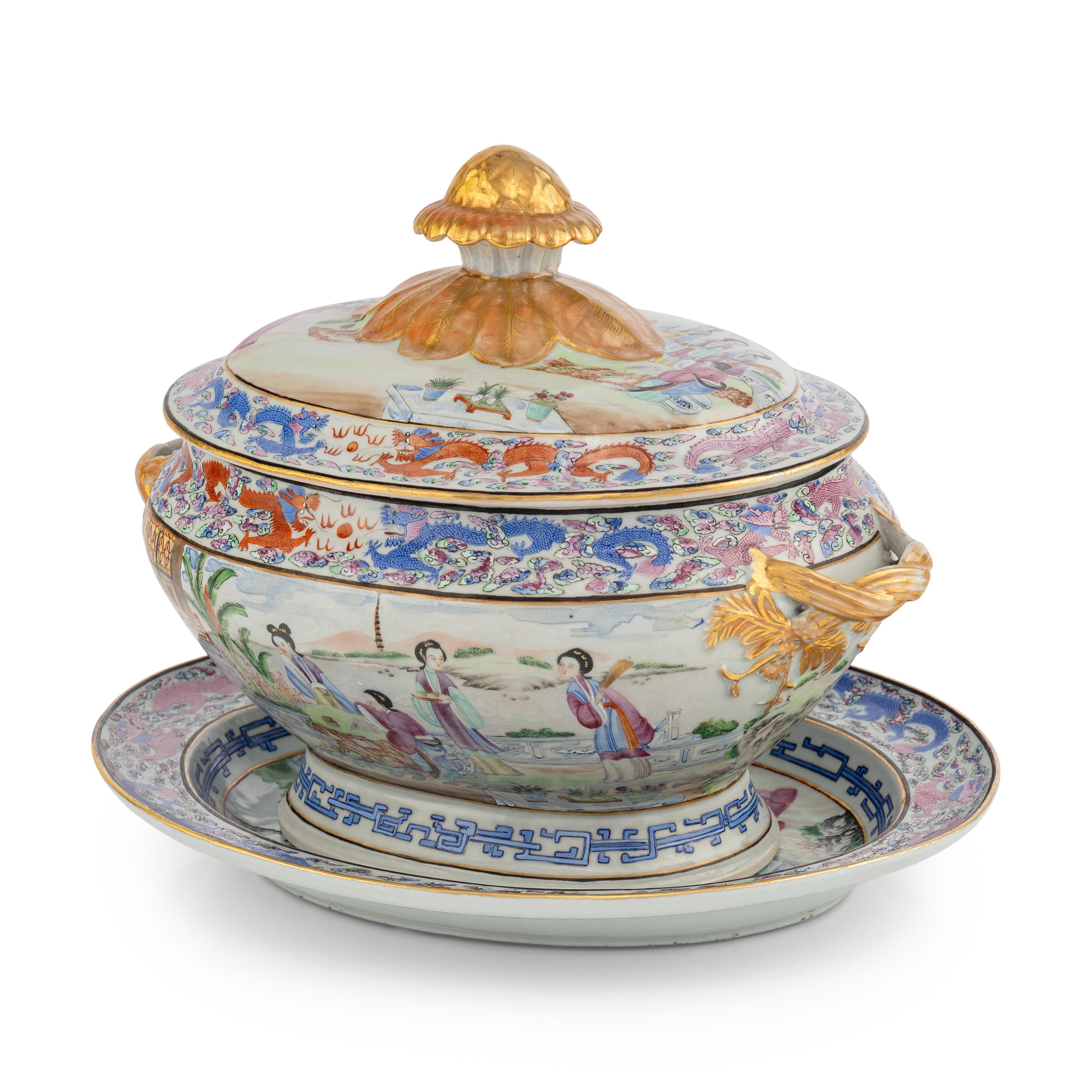 A Chinese Export Porcelain Tureen and Underplate