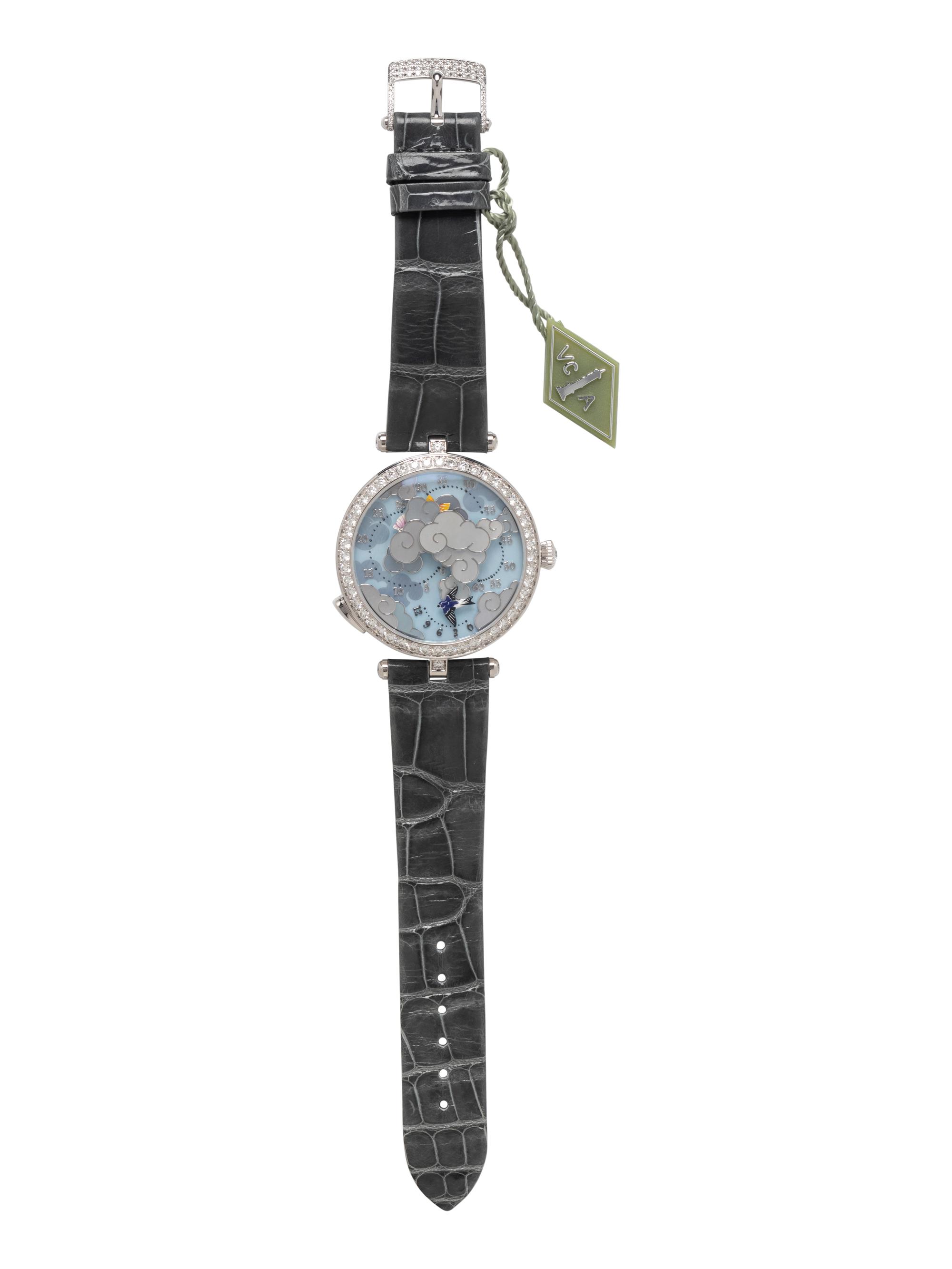 VAN CLEEF & ARPELS, REF. VCARO8OD00 18K WHITE GOLD 'LADY ARPELS RONDE DES PAPILLONS' WATCH