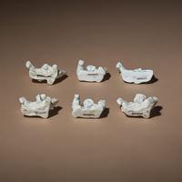 Six Chinese Blanc-de-Chine Porcelain Figural Group-Form Whistles, Late 17th-18th Century — 清早期 德化白瓷塑人像哨六件