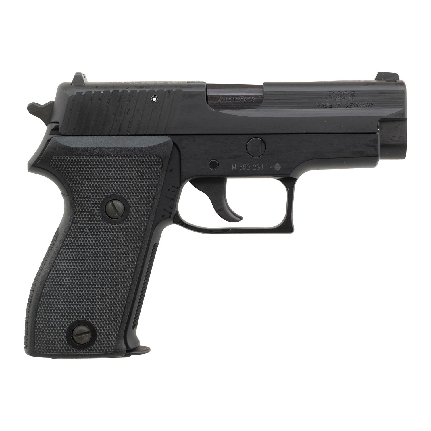 *Sig Sauer P225 in Box with Accessories