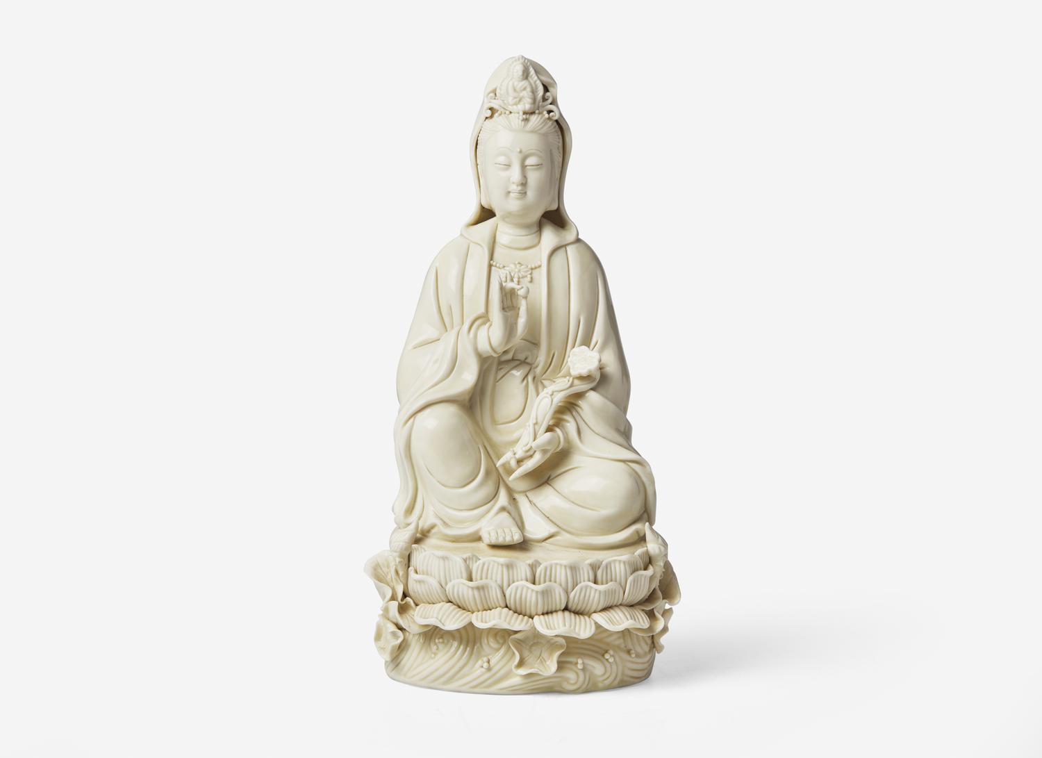 A Chinese Dehua Porcelain Figure of Guanyin Seated