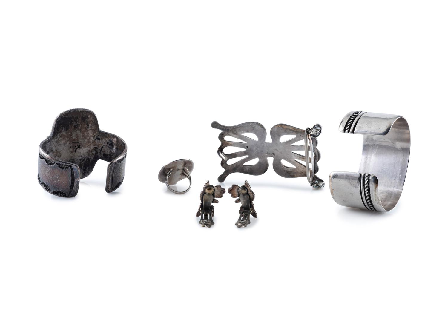 Navajo, Zuni, and Southwestern-style Jewelry
