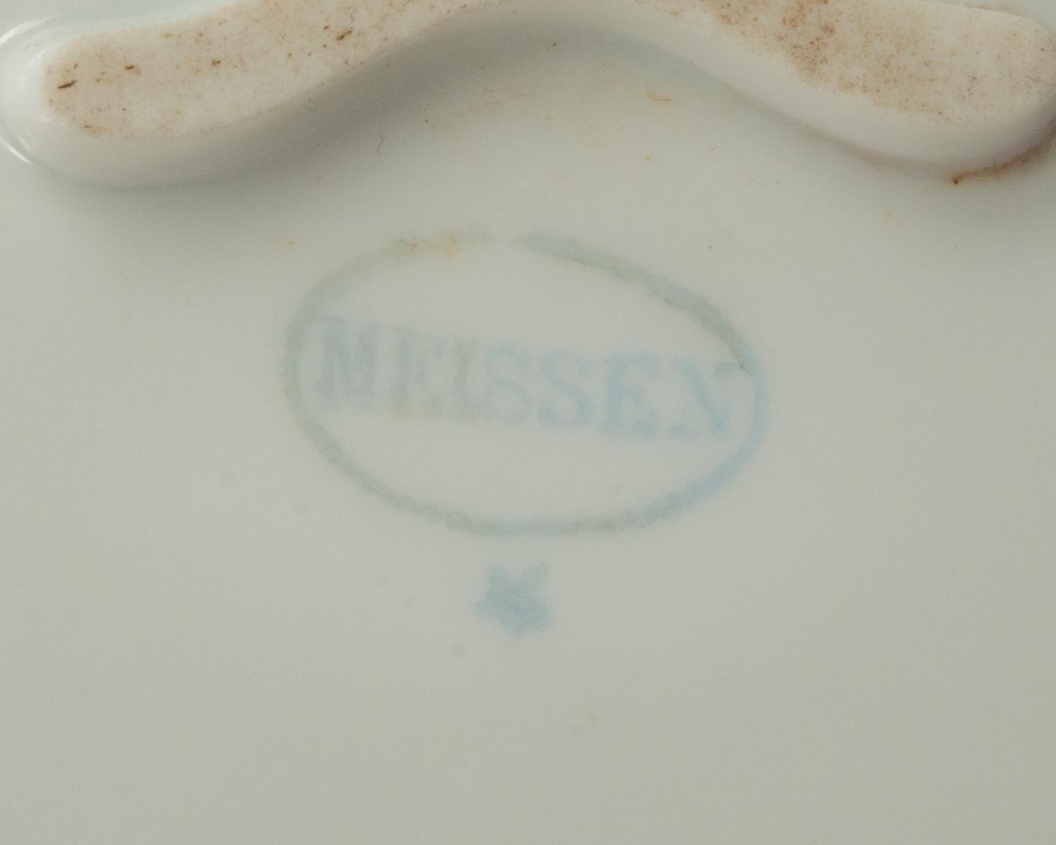 A German Porcelain Dinner Service