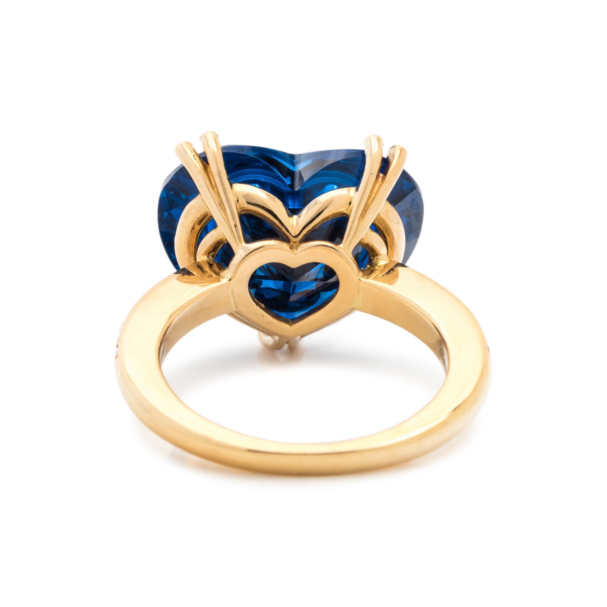 CHOPARD, DIAMOND AND BLUE CRYSTAL 'HAPPY DIAMONDS' RING
